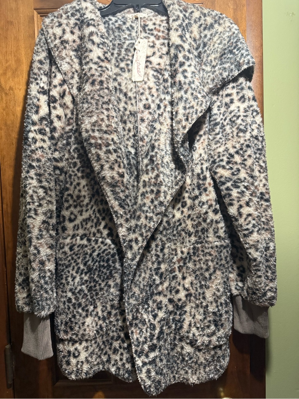 Leopard Print Cozy Hooded Cardigan - Beige/Black super soft !!!